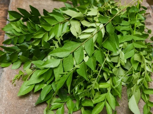 Cooking Curry Leaves