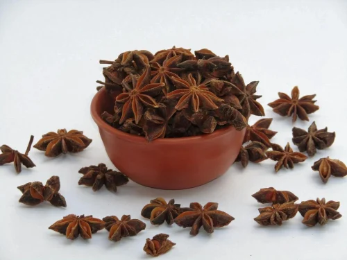 Star Anise Spices, Packaging Type: Packet, Packaging Size: Standard
