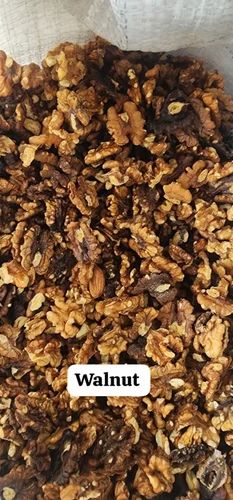 Broken rejected walnut kernel, Packaging Size: 10 kg Bag
