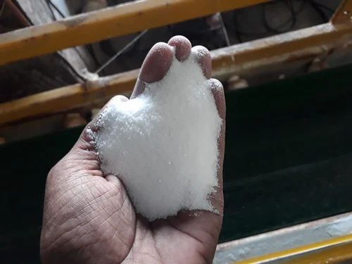 White Pure Free Flow Edible Salt