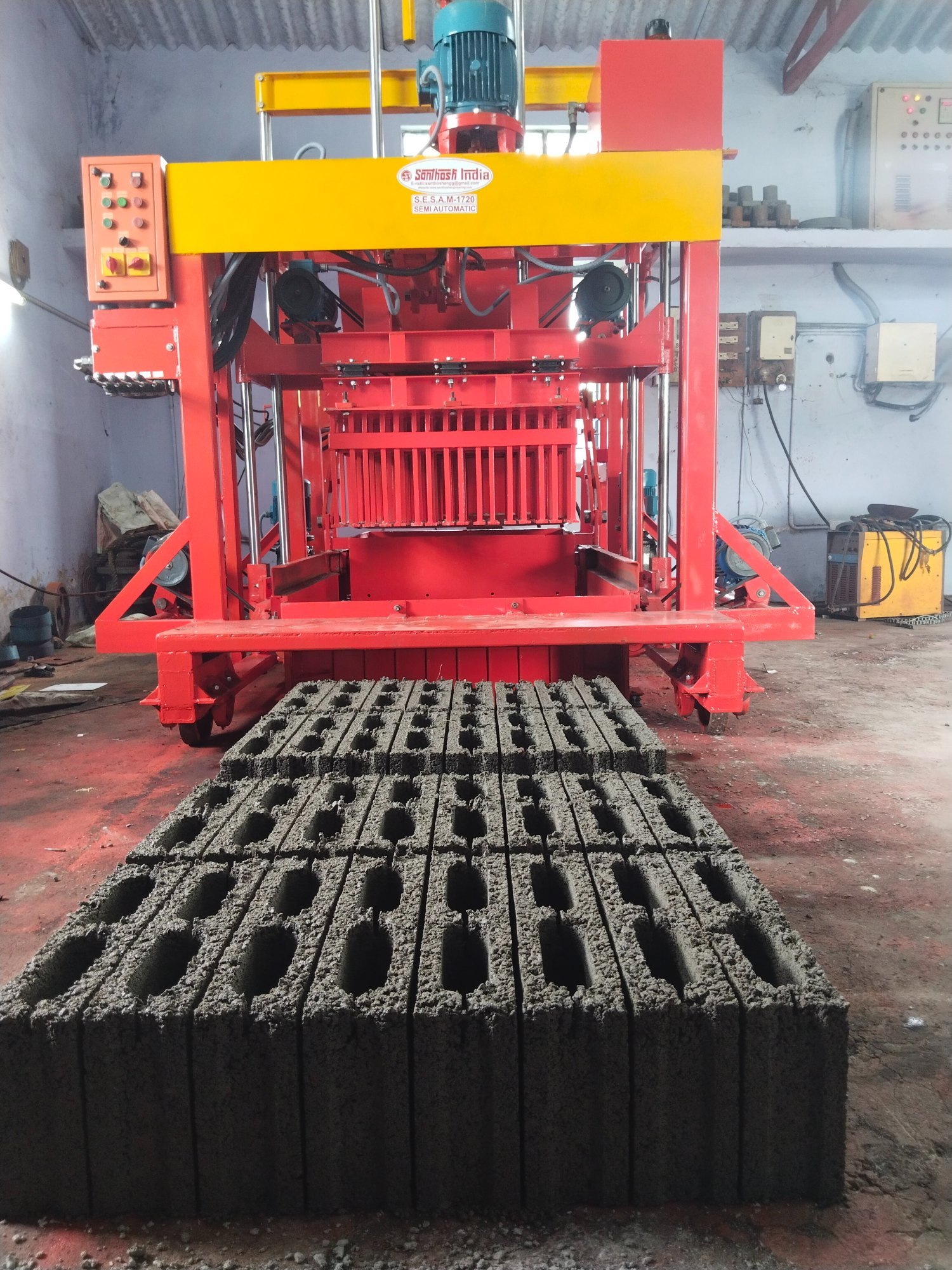 Block Making Machine