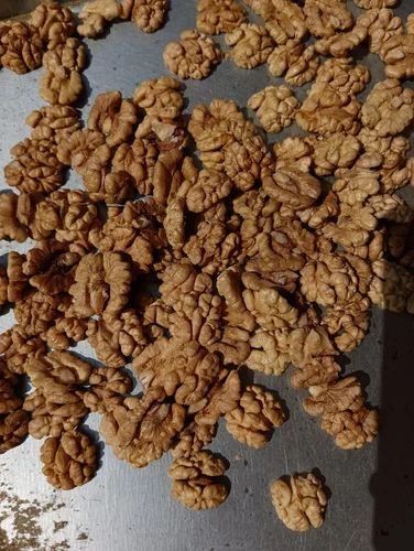 Whole Kashmiri Walnut Kernels