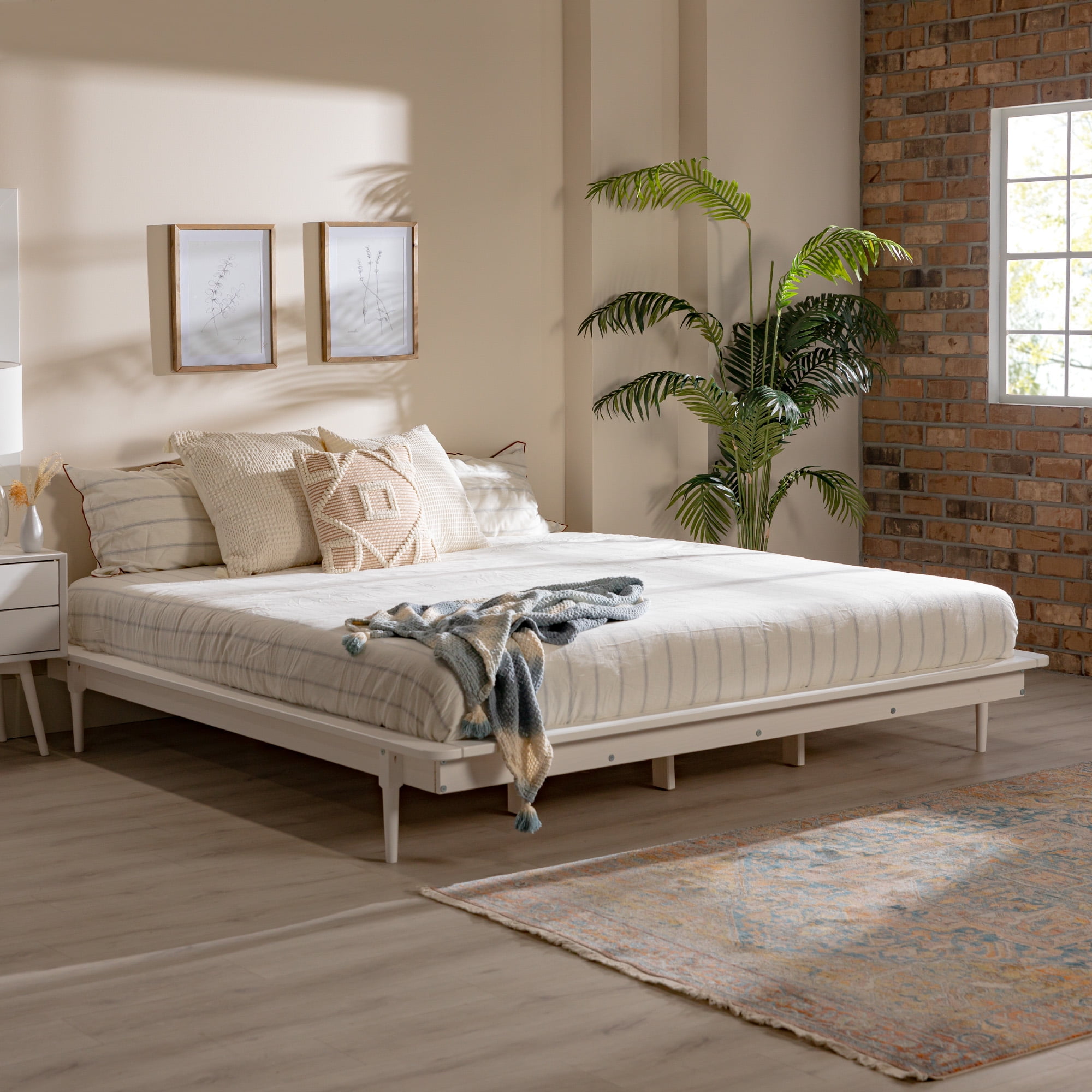 Pine Bed