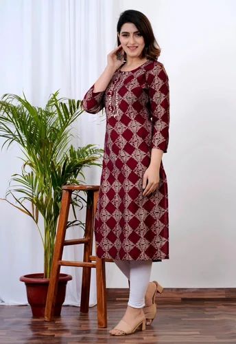 Party wear Straight Ladies Muslin Silk Kurti