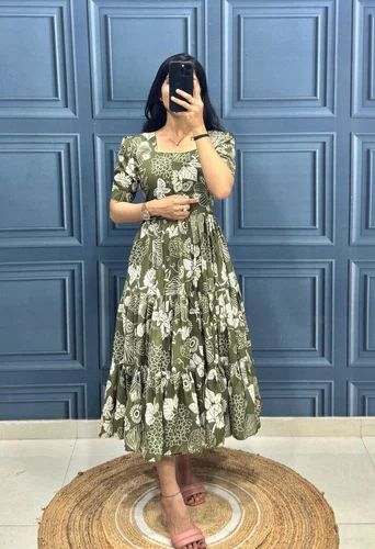 Outgoing Event Special Half Sleeve Pattern Knee Length Popular Kurti For Adult