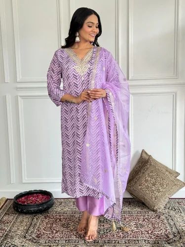 Printed Ladies Designer Suits, Straight